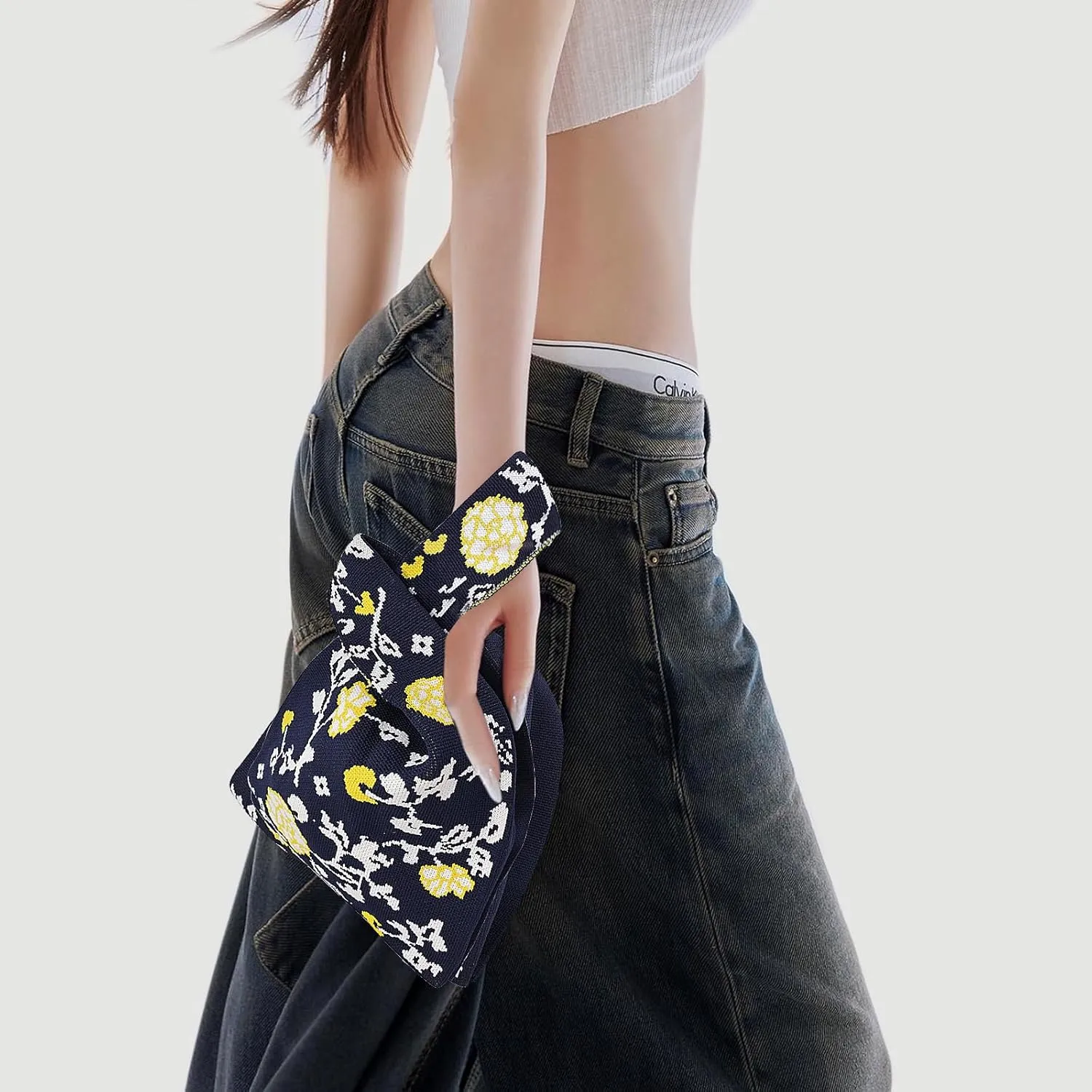 Wrist Knot Tote Bag Pouch Portable Knit Purse Crochet Bag, Mini Cute Wristlet Handbag for Women